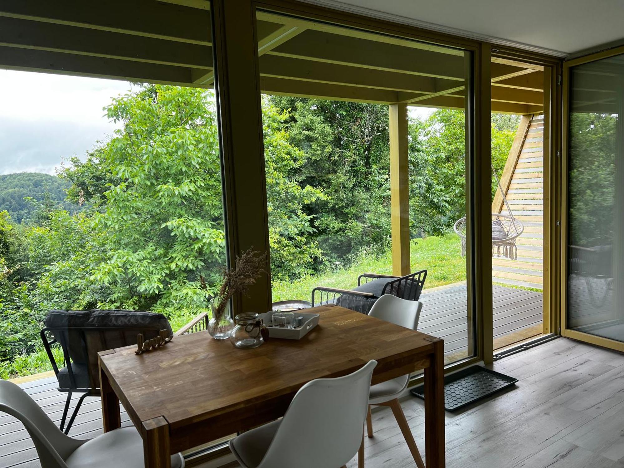 Holiday House Hona Lux Velike Lasce Exterior foto